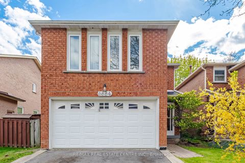 6884 Edenwood Drive Mississauga ON L5N 4V6