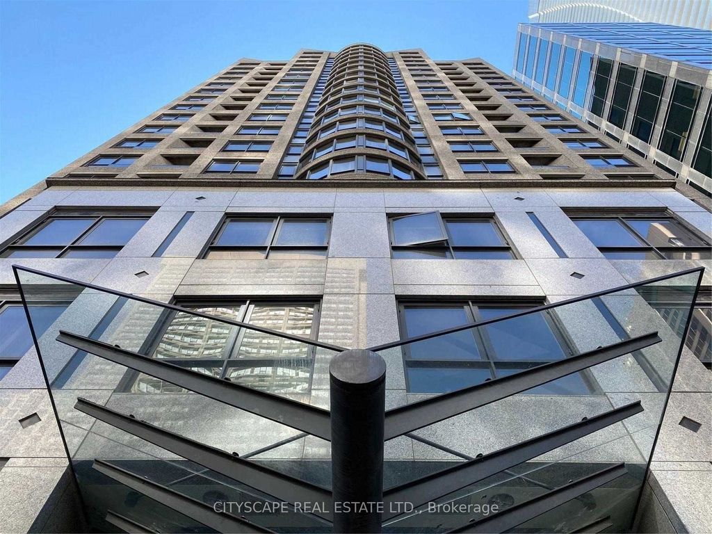 Photo of 55 Bloor Street E #Lph8, Toronto, ON M4W 3W6 (MLS # C12876892)