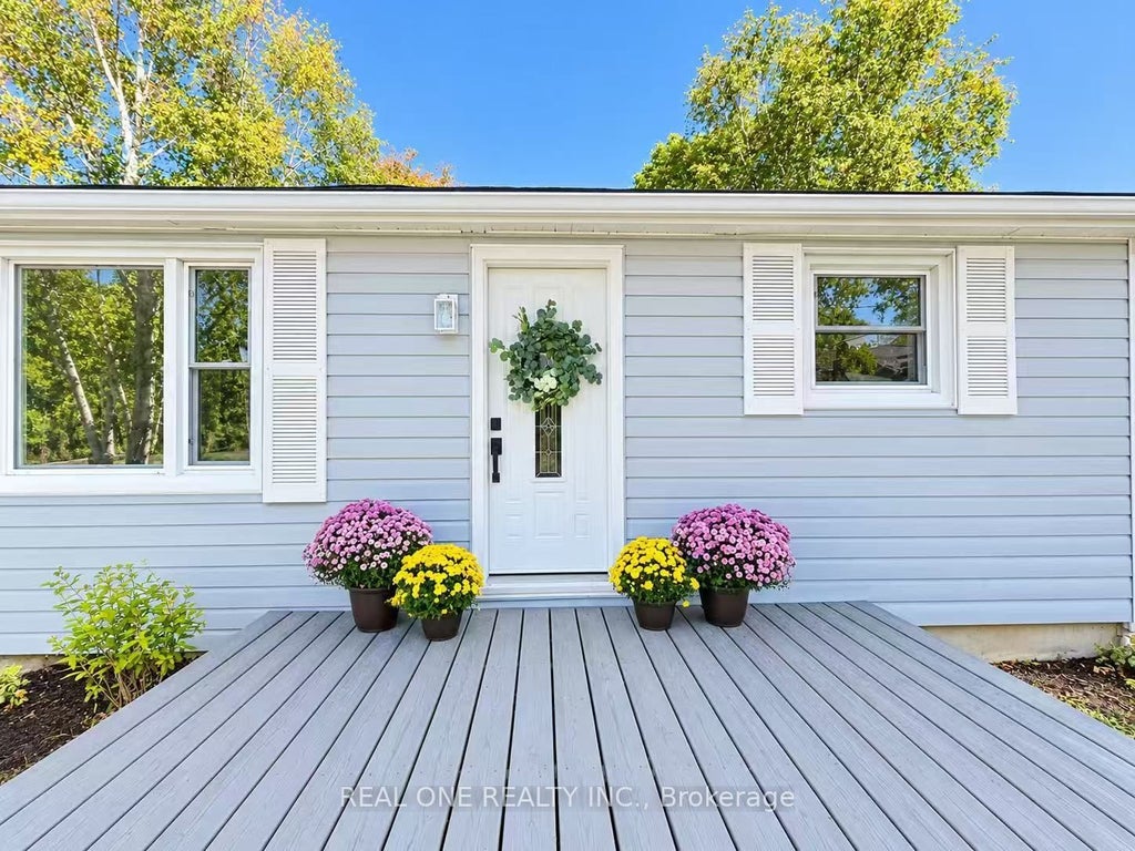 Photo of 24 Main Street, East Gwillimbury, ON L0G 1M0 (MLS # N13833424)