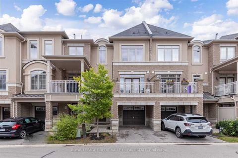 2435 GREENWICH Drive 79 Oakville ON L6M 0S4