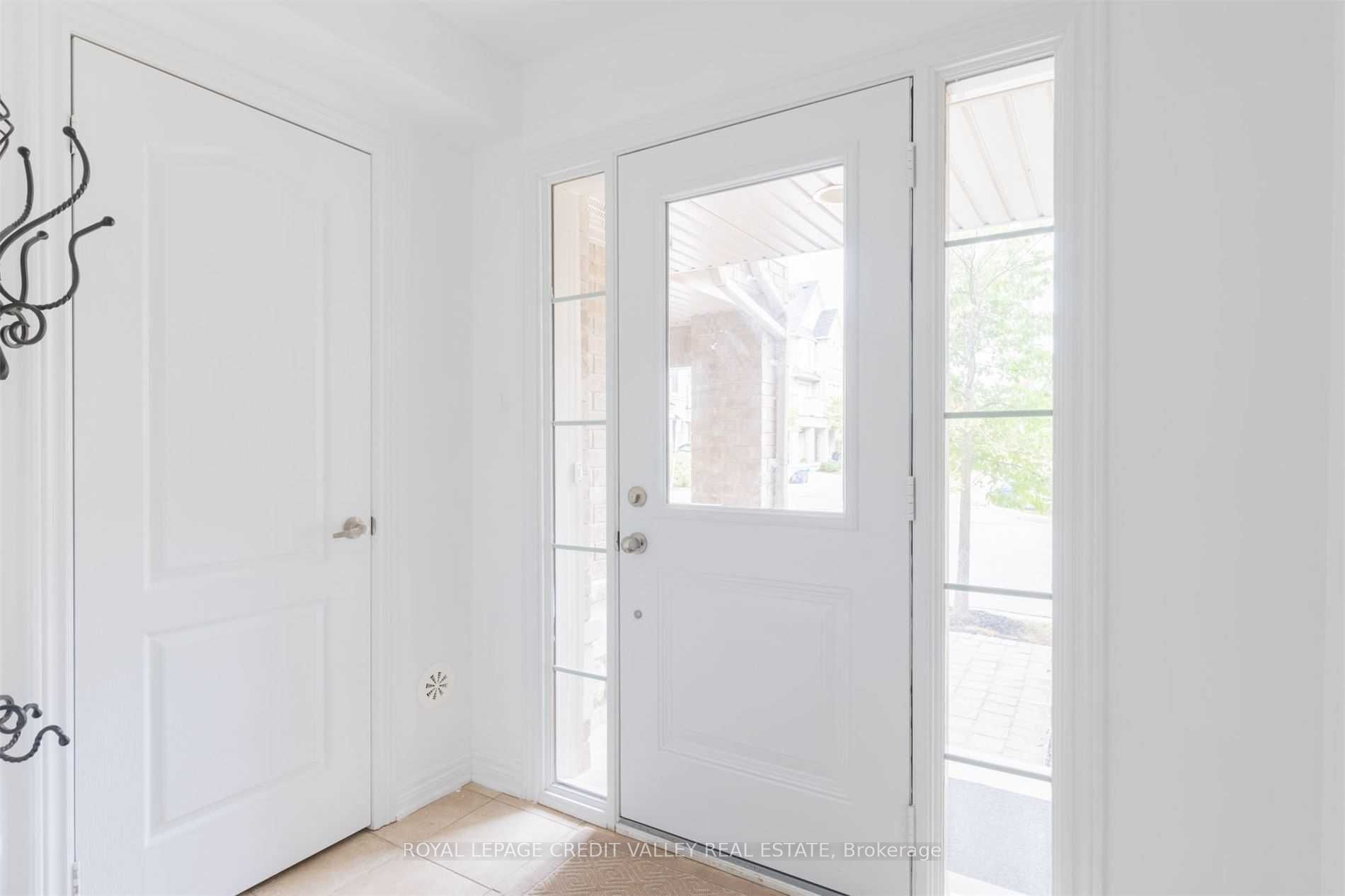 2435 GREENWICH Drive 79