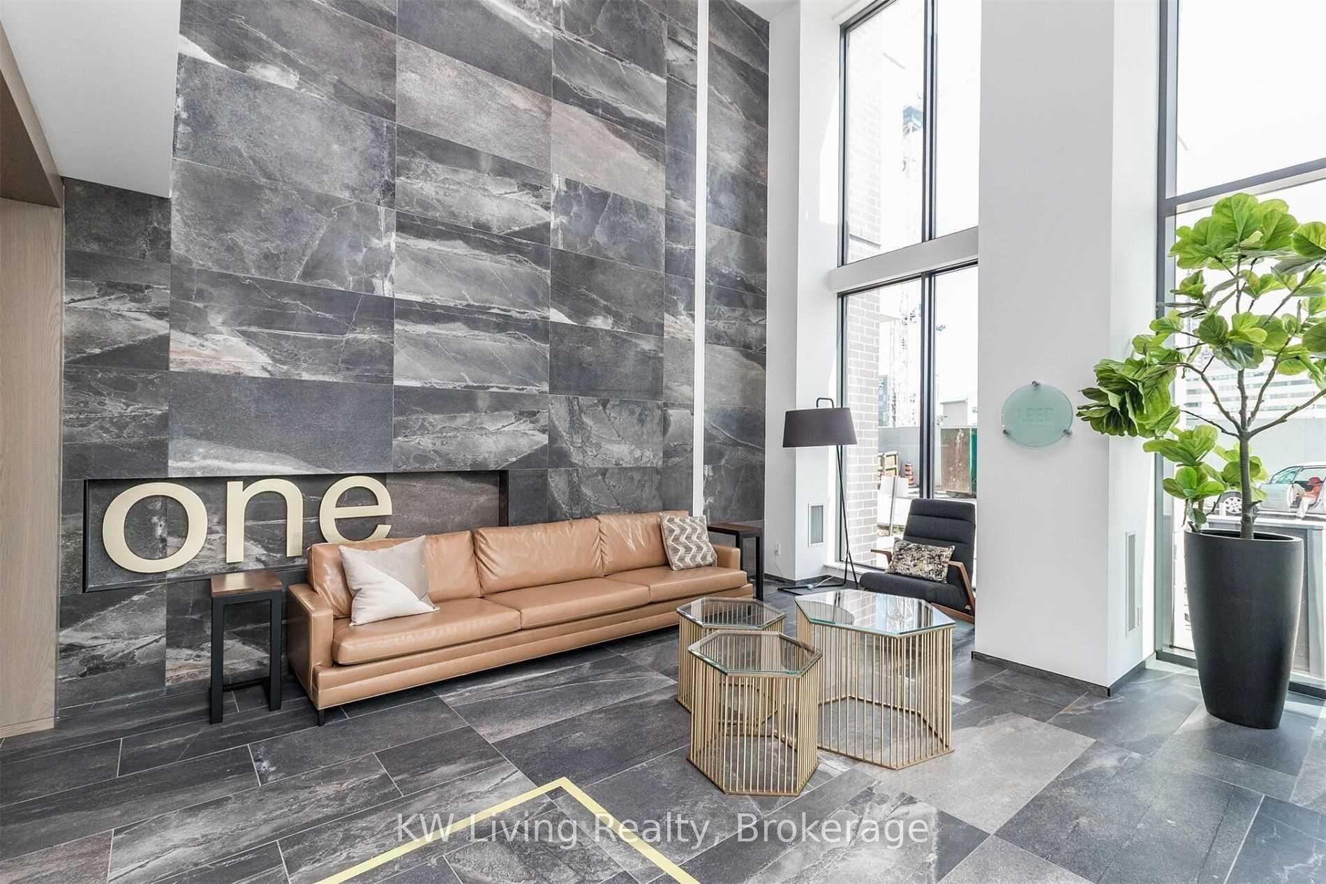 20 Thomas Riley Road 302