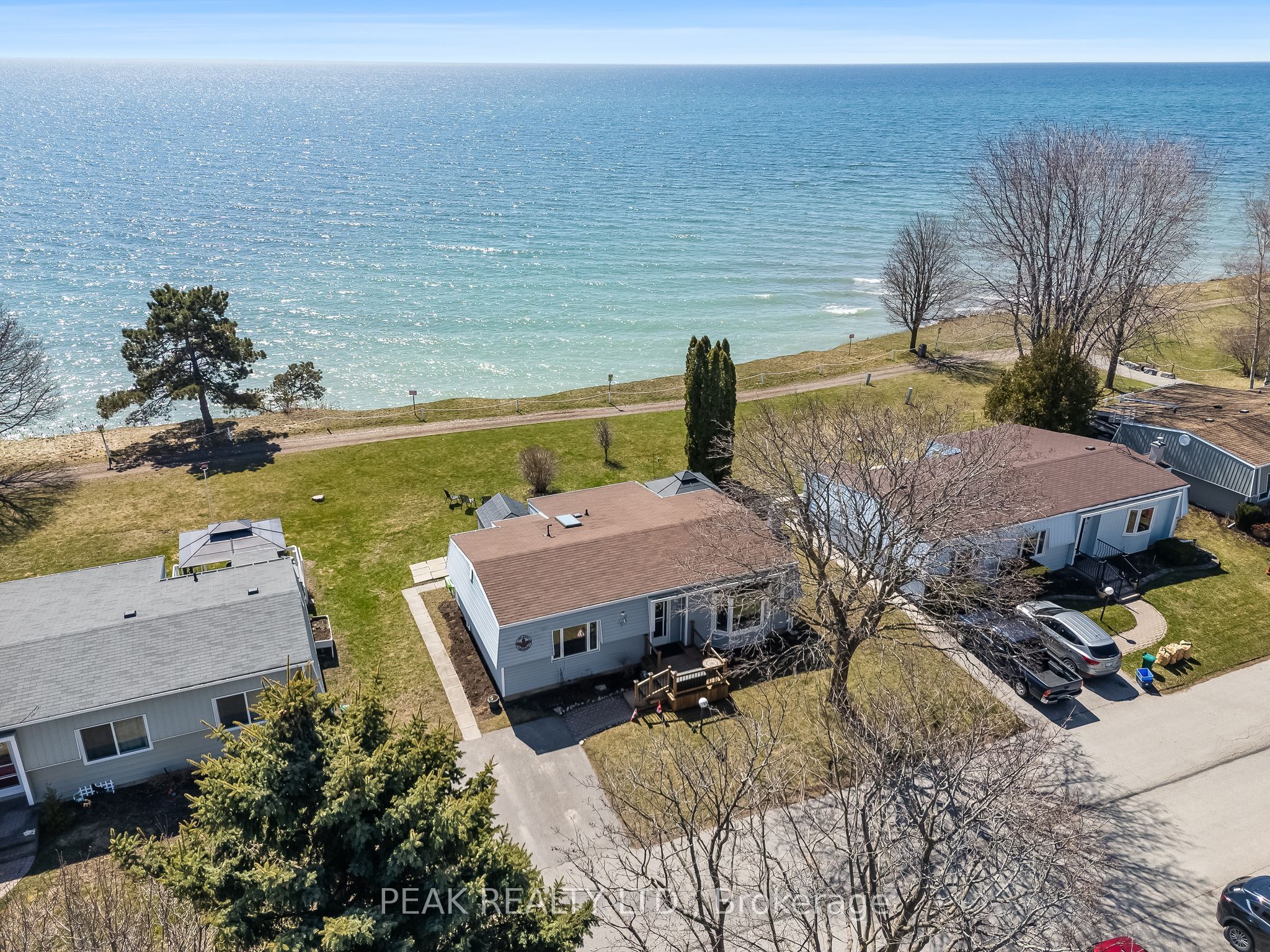 71 Bluffs Road