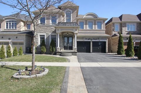 14 Ladbrook Crescent Brampton ON L6X 5H6