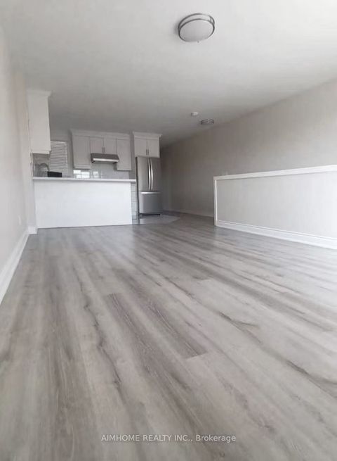 2304 Keele Street Toronto ON M6M 3Z8