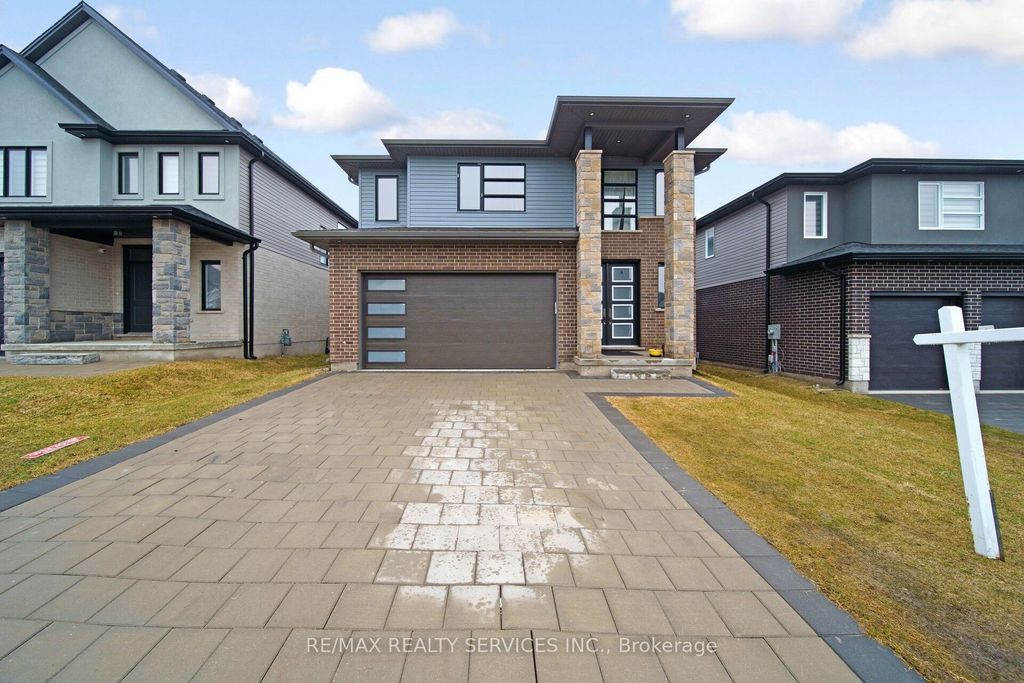Photo of 1891 Fountain Grass Drive, London South, ON N6K 0M2 (MLS # X12899180)