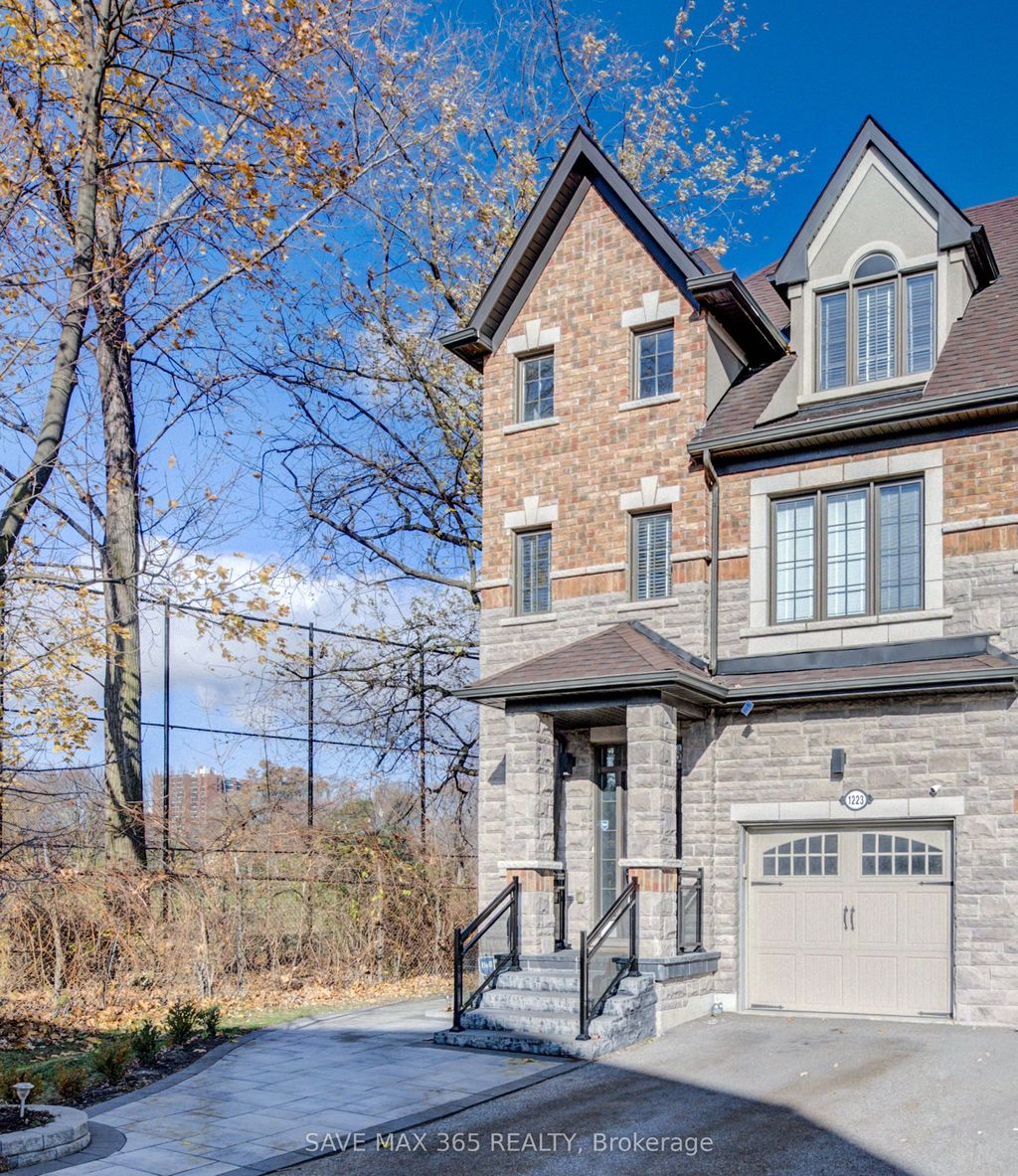 Photo of 1223 Owls Head Road, Mississauga, ON L5E 0A6 (MLS # W12652558)
