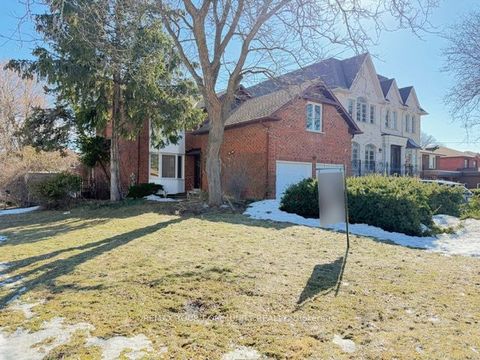 19 Roosevelt Drive Richmond Hill ON L4C 6V1