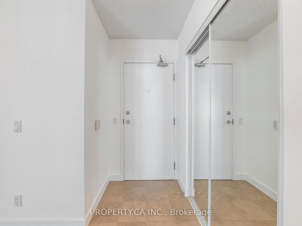 Photo of 361 Front Street W #2110, Toronto, ON M5V 3R5 (MLS # C12408142)