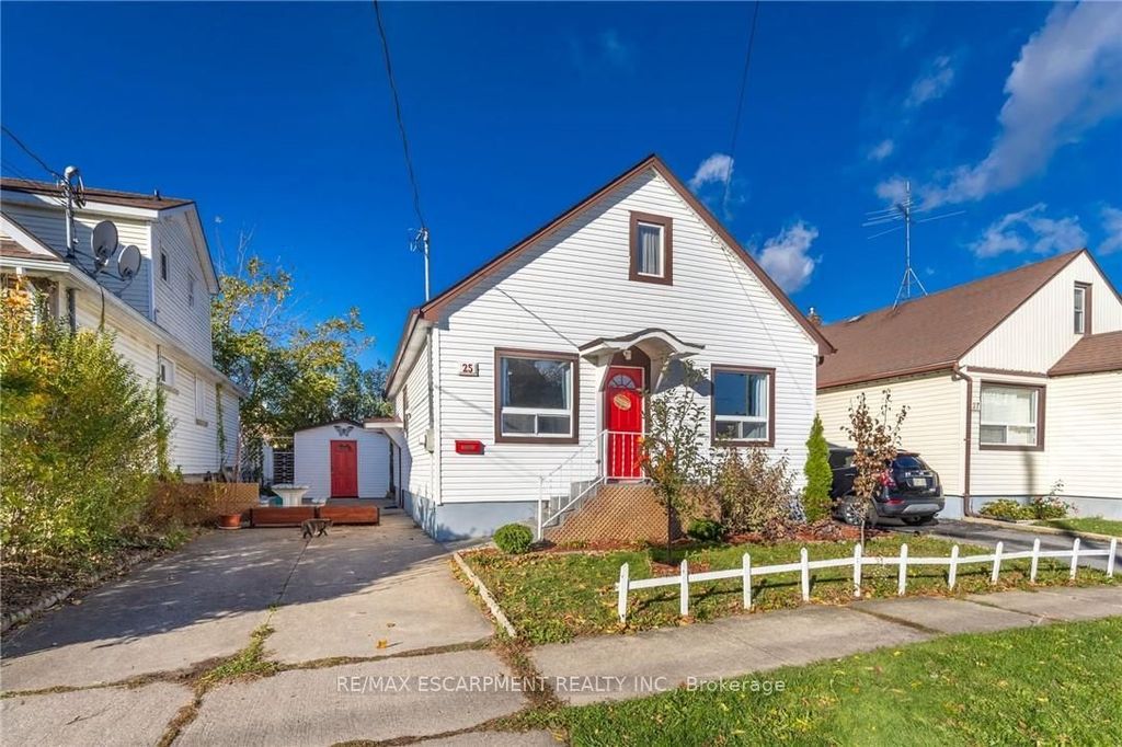 Photo of 25 Augusta Avenue, St. Catharines, ON L2M 5R3 (MLS # X12771766)