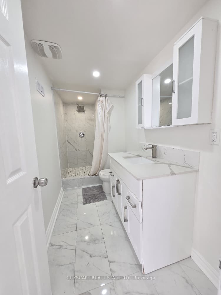 16 Angelgate Road Lower