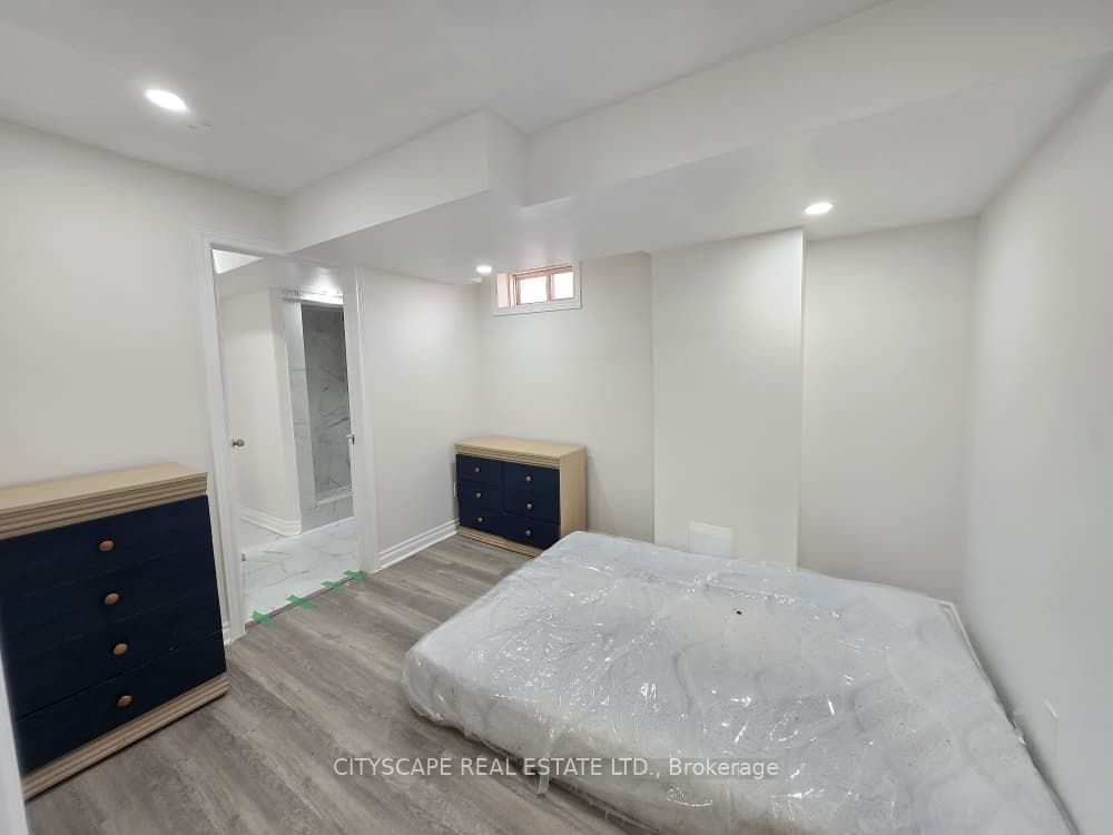 16 Angelgate Road Lower