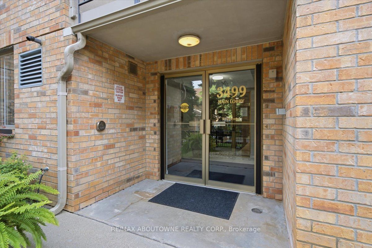 3499 Upper Middle Road 203