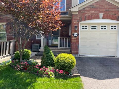 127 Miltrose Crescent Whitchurch-Stouffville ON L4A 0R2