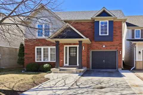 2106 Dunmore Avenue Burlington ON L7L 6V9