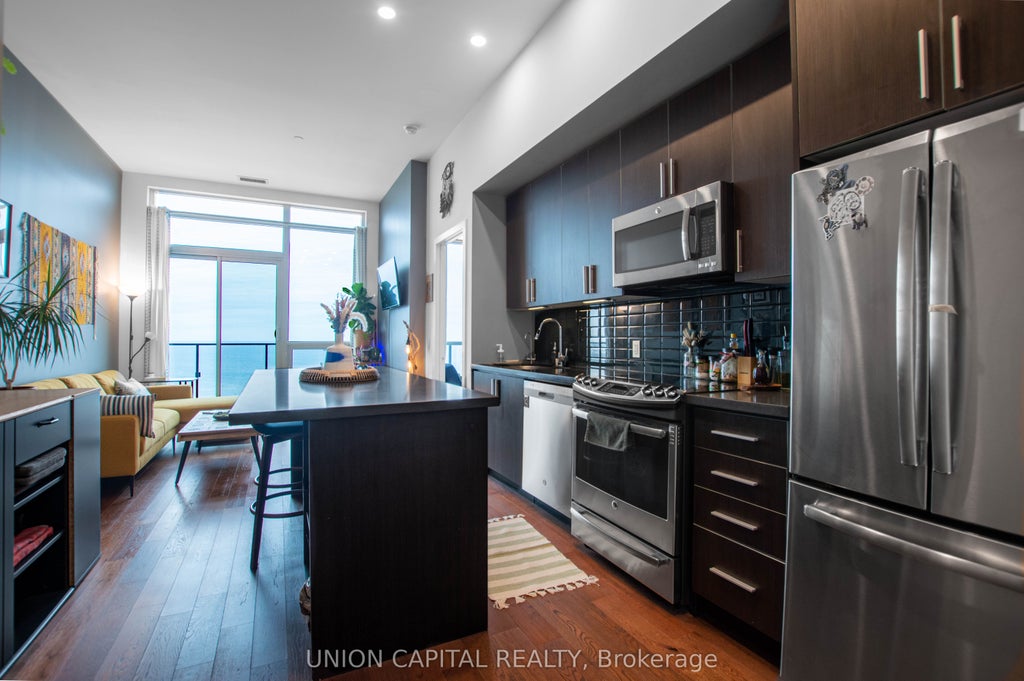 Photo of 2212 Lake Shore Boulevard W #PH02, Toronto, ON M8V 0C2 (MLS # W13493334)