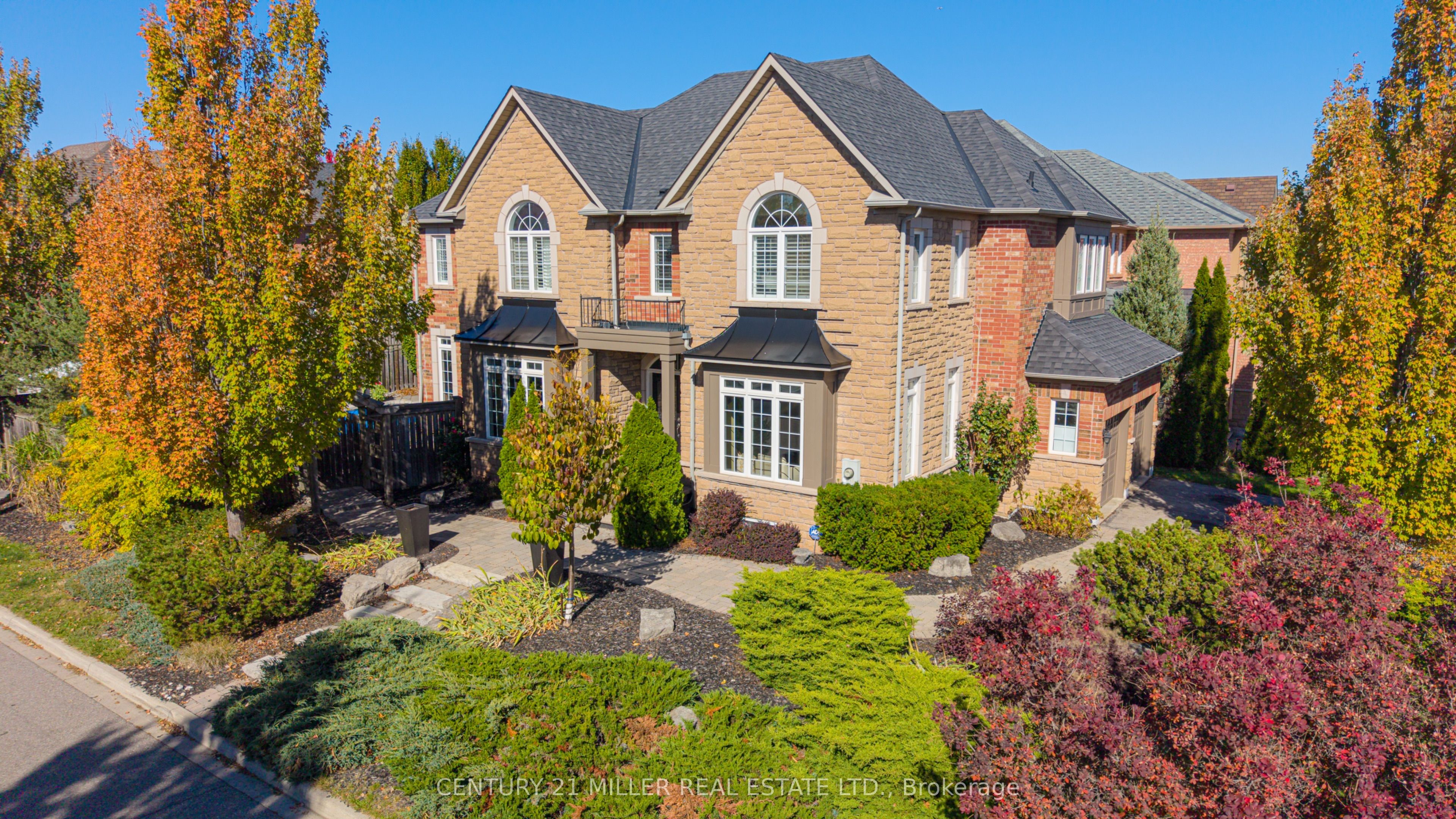 2211 Glencairn Road