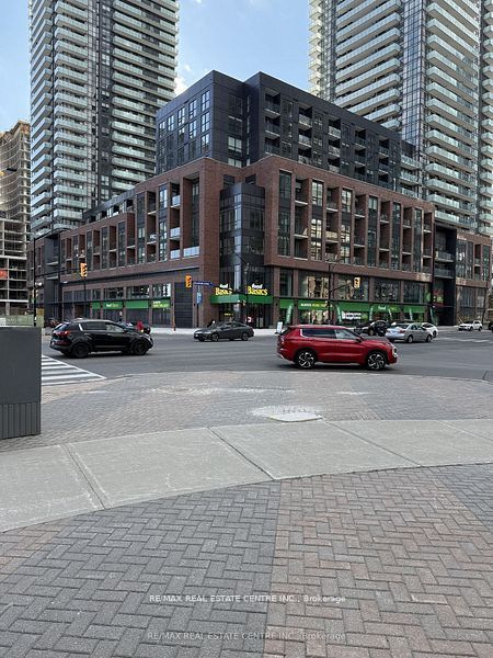 430 Square One Drive 3303