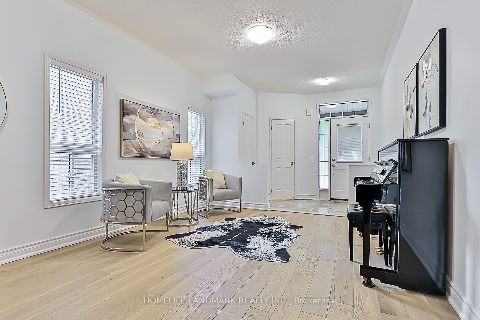 112 Orchard Hill Boulevard