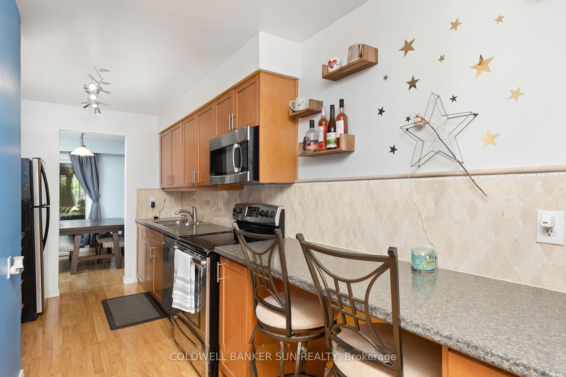 1004 Elizabeth Place
