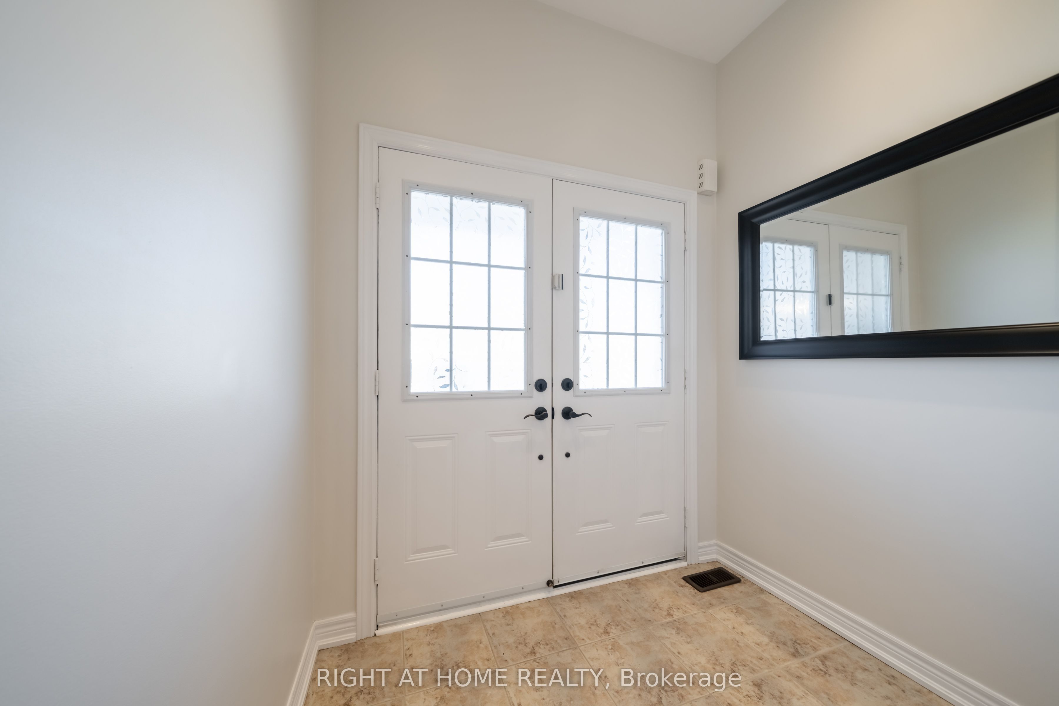 14 Lady Loretta Lane