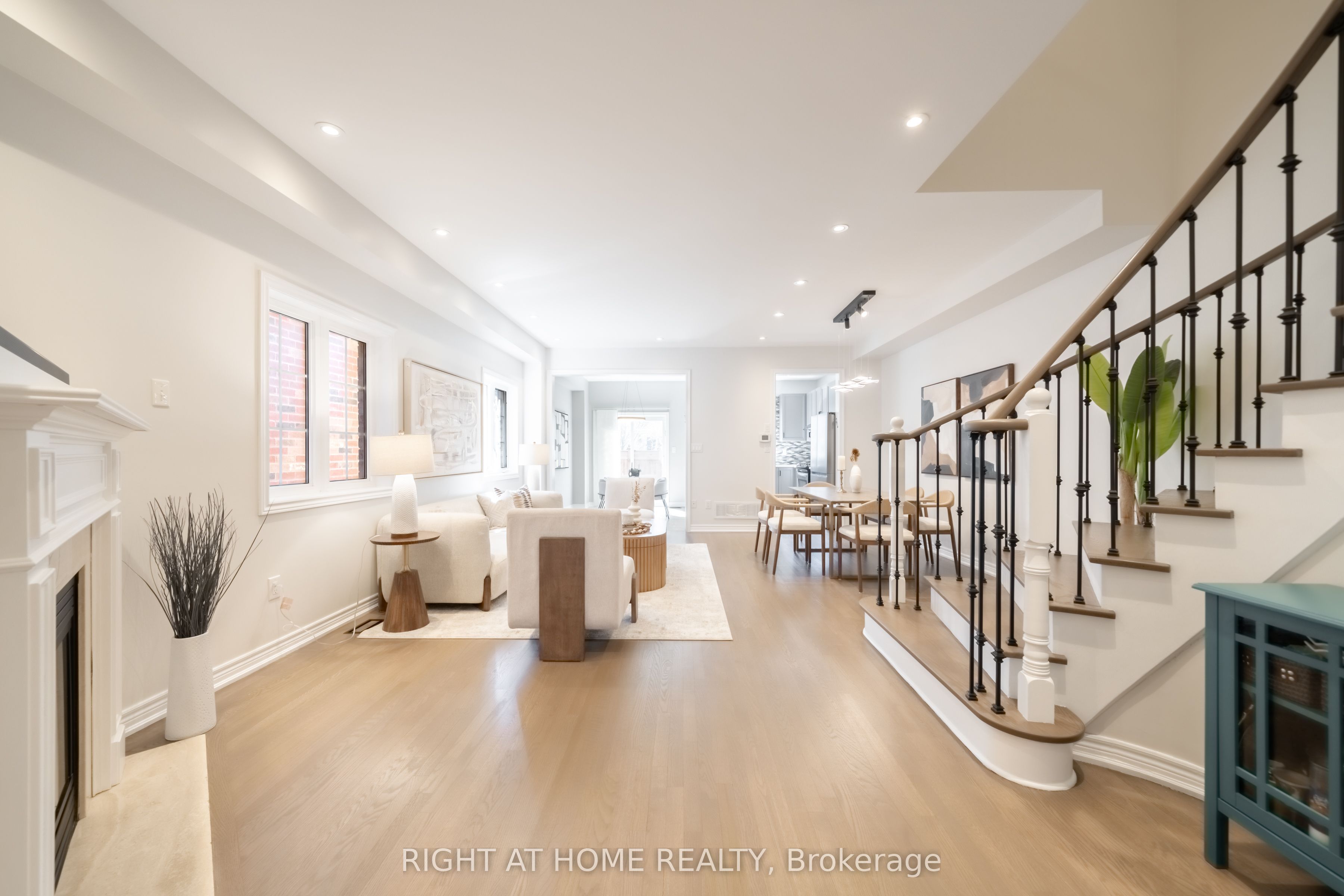 14 Lady Loretta Lane