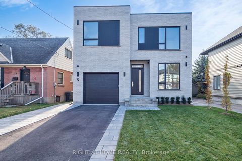 19 Putney Road Toronto ON M8W 2K6