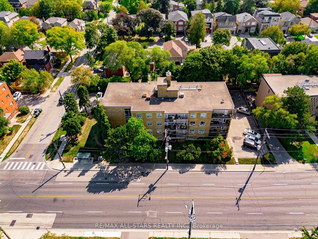 Photo of 219 Wilson Avenue #201, Toronto, ON M5M 3B2 (MLS # C12406310)