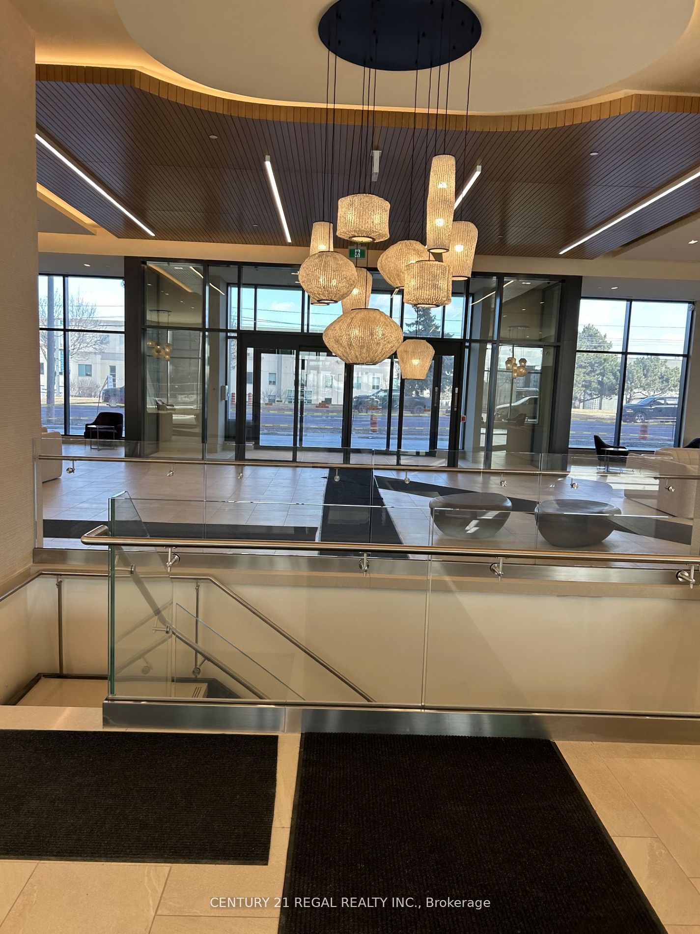 8960 Jane Street 1519