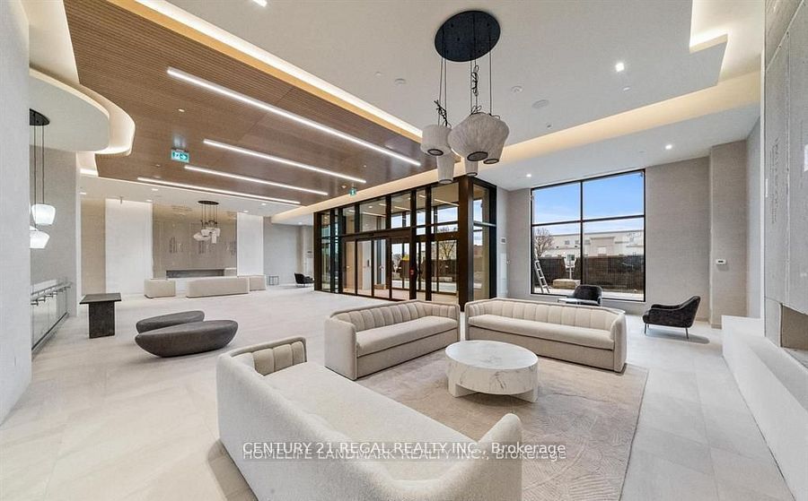 8960 Jane Street 1519