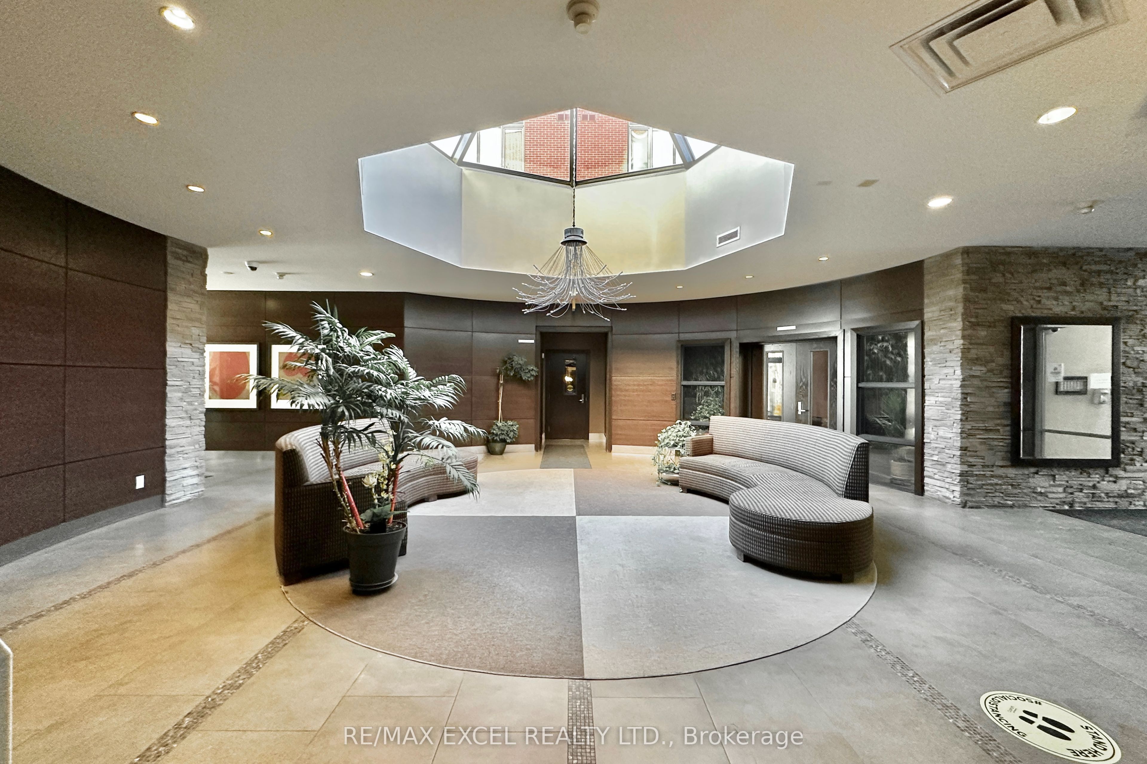 57 Upper Duke Crescent 316