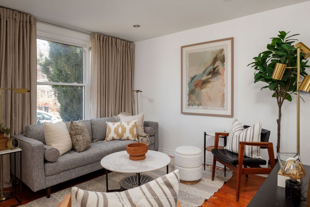 Photo of 158 Galt Avenue N, Toronto, ON M4M 2Z3 (MLS # E12975530)