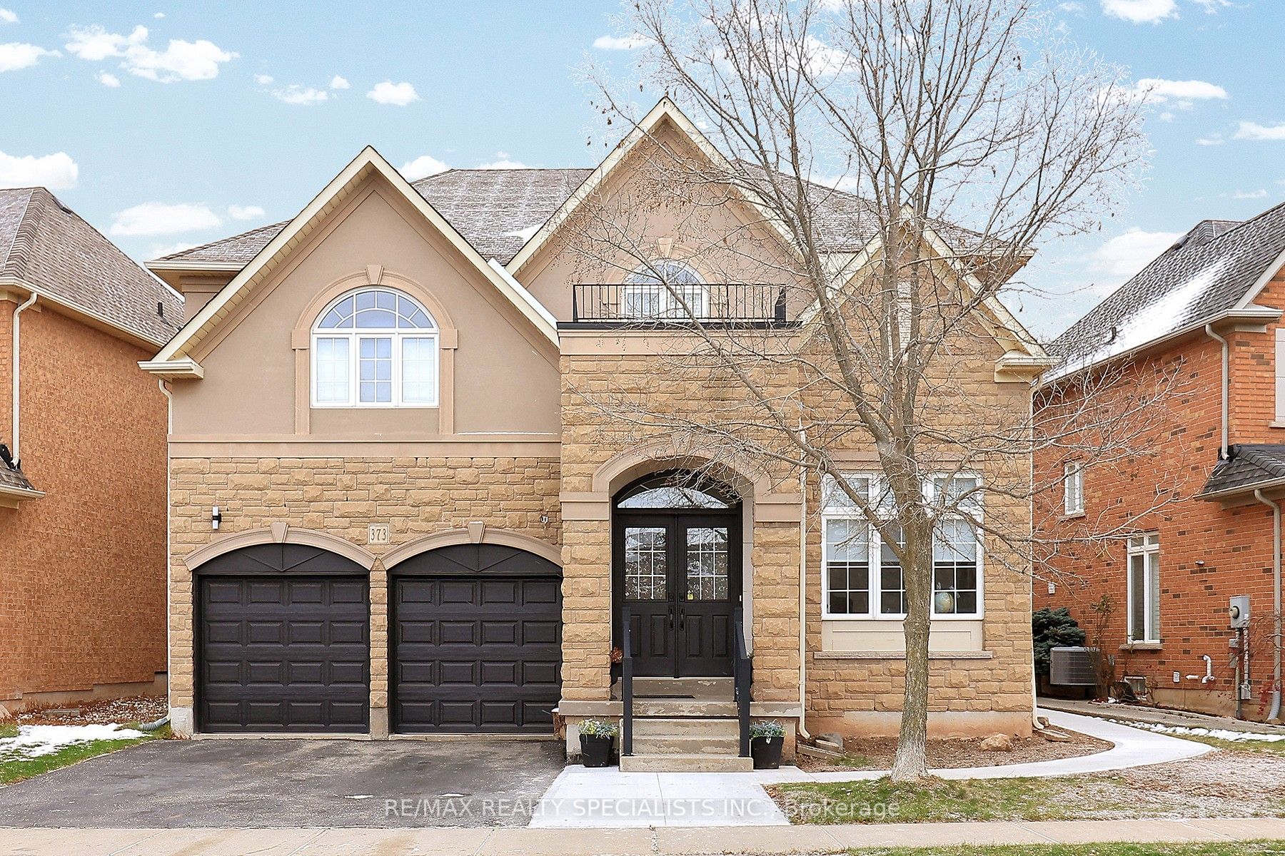 373 CREEK PATH Avenue