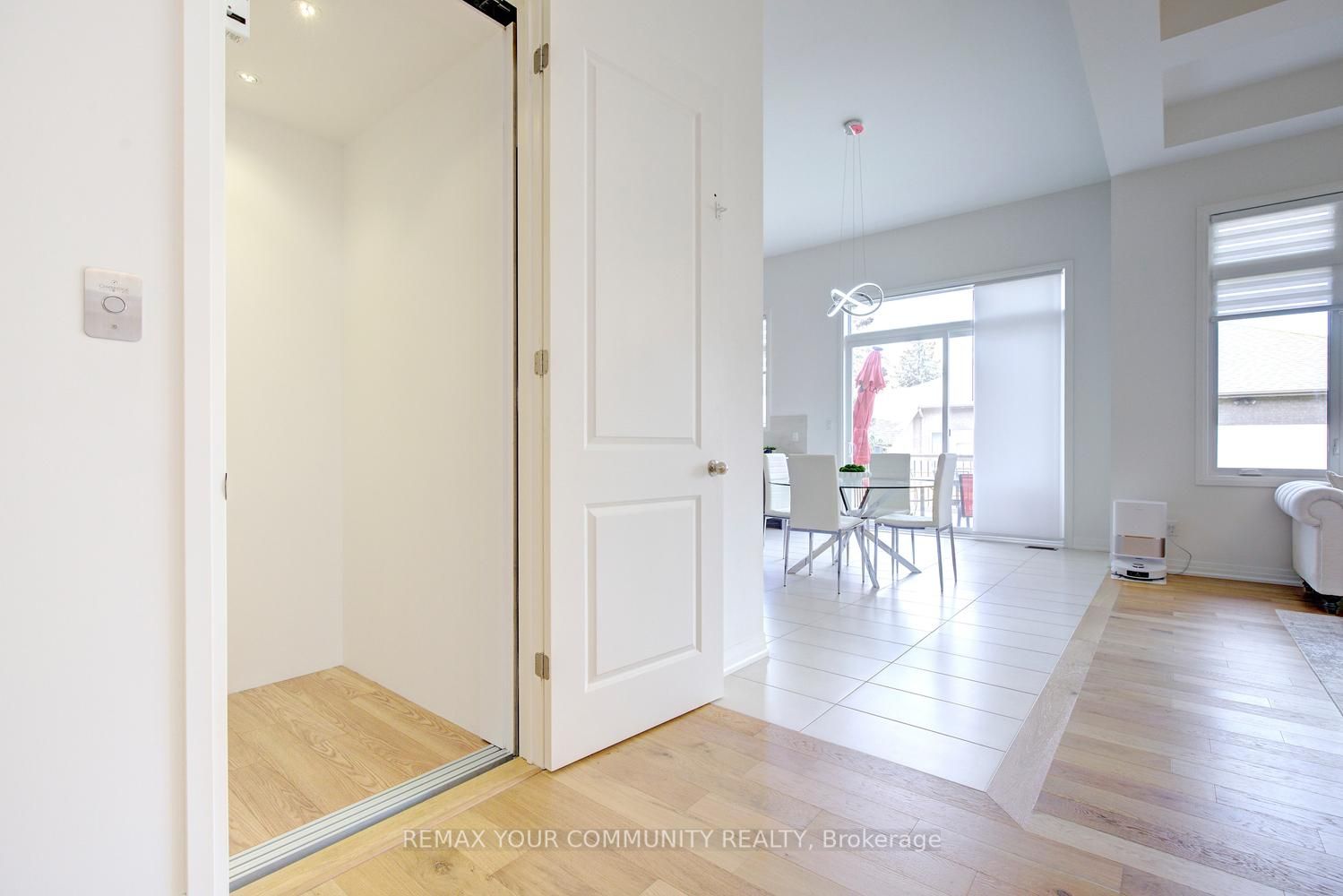 96 Bond Crescent