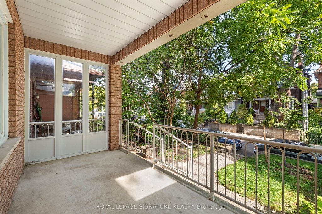 Photo of 244 Grace Street, Toronto, ON M6G 3A6 (MLS # C12460686)
