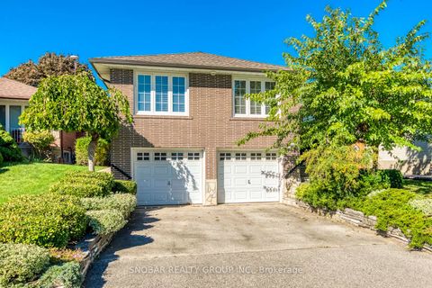 232 La Rose Avenue Toronto ON M9P 1B5