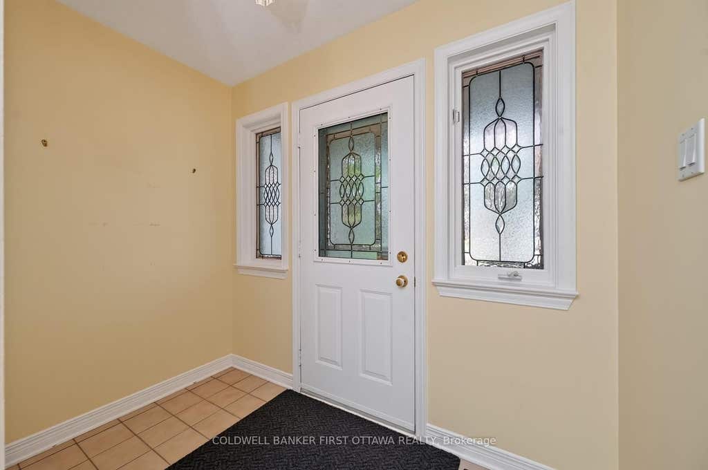 Photo of 30 Rideaucrest Drive, Barrhaven, ON K2G 6A4 (MLS # X13610744)