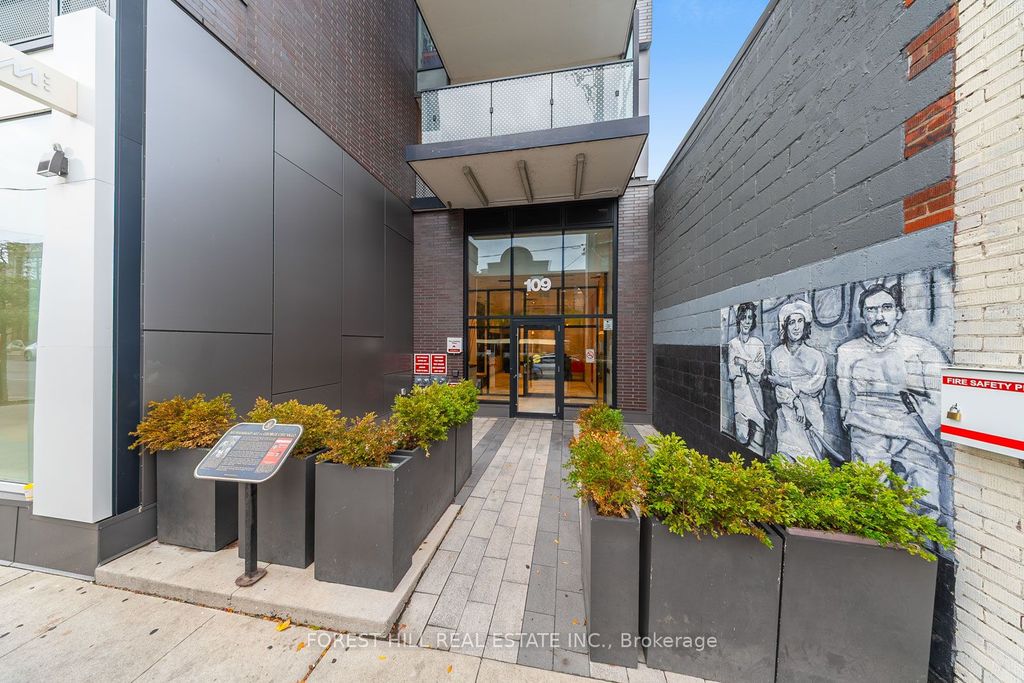Photo of 109 Ossington Avenue #PH607, Toronto, ON M6J 0G1 (MLS # C12426549)