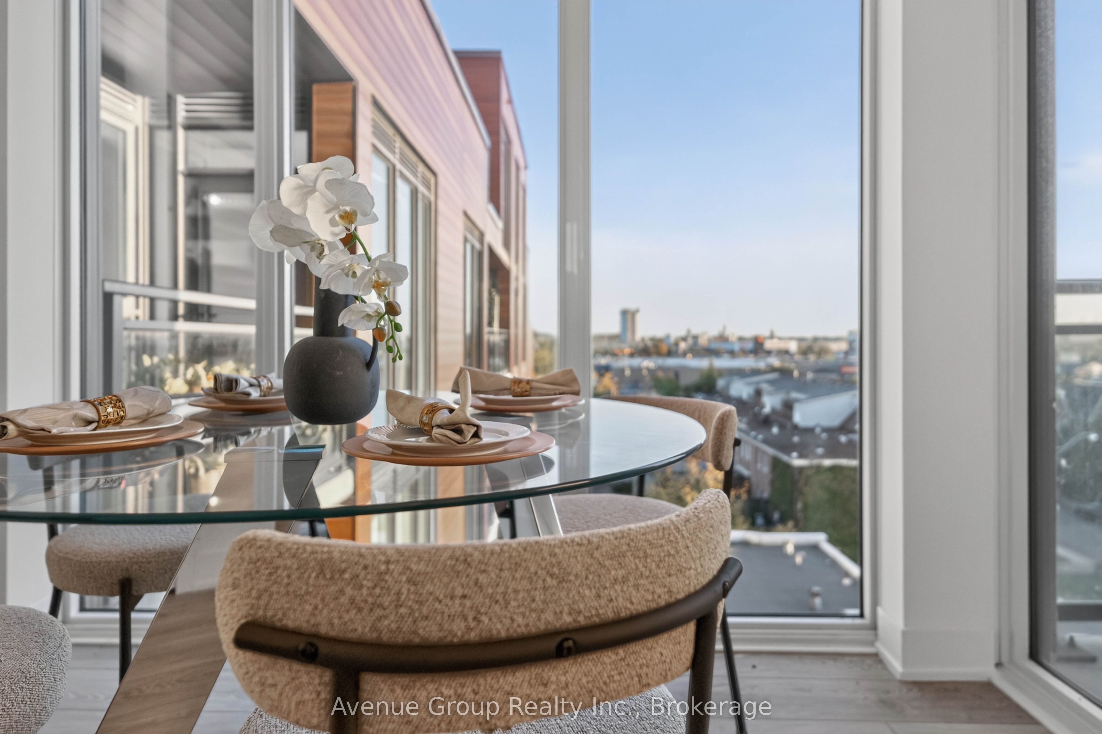 1285 Queen Street E 501