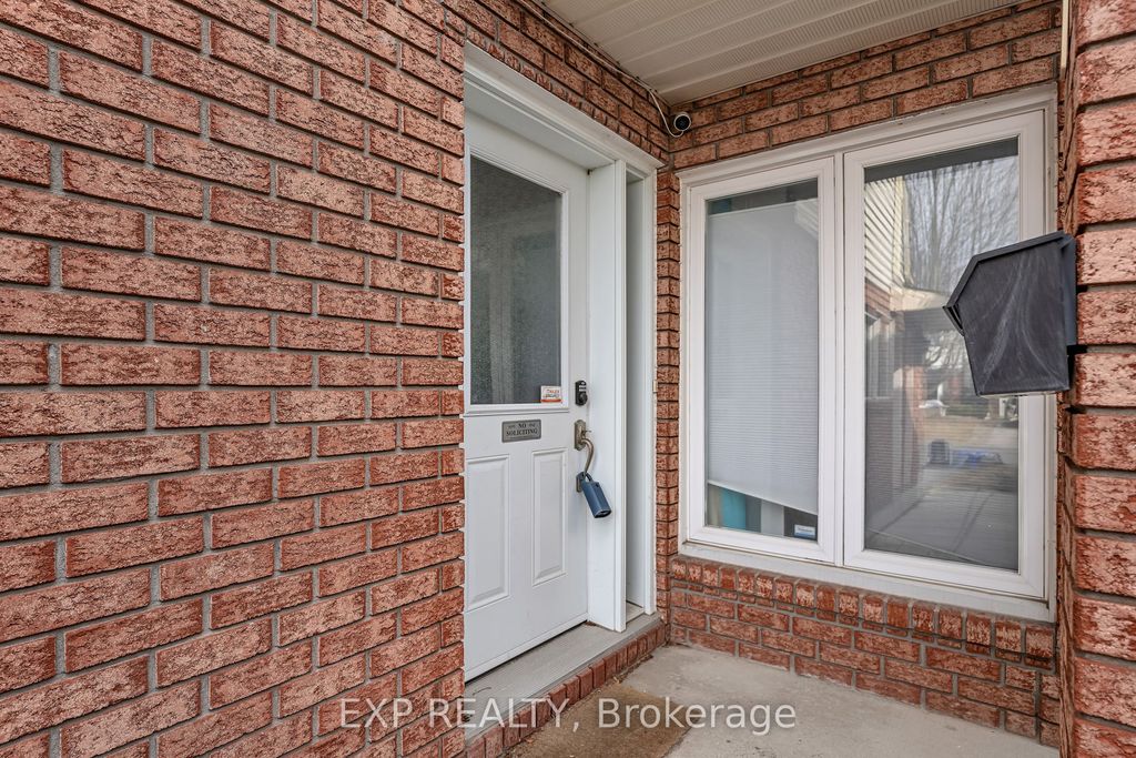 Photo of 1797 Belval Crescent, Orleans - Convent Glen and Area, ON K1C 6J6 (MLS # X12986266)
