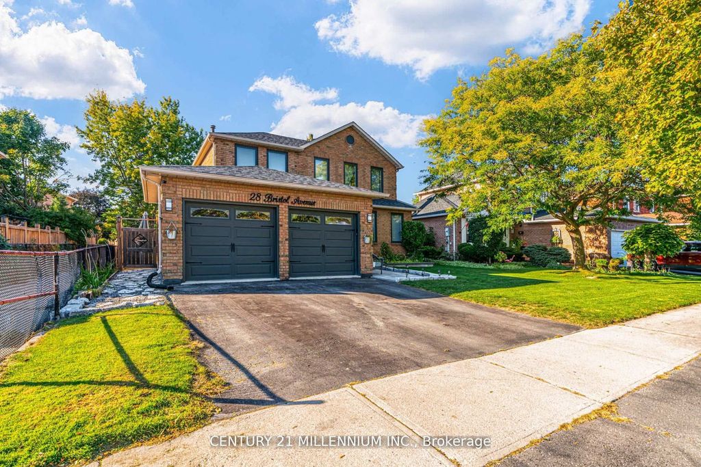 Photo of 28 Bristol Avenue, Brampton, ON L6X 2B3 (MLS # W13079202)