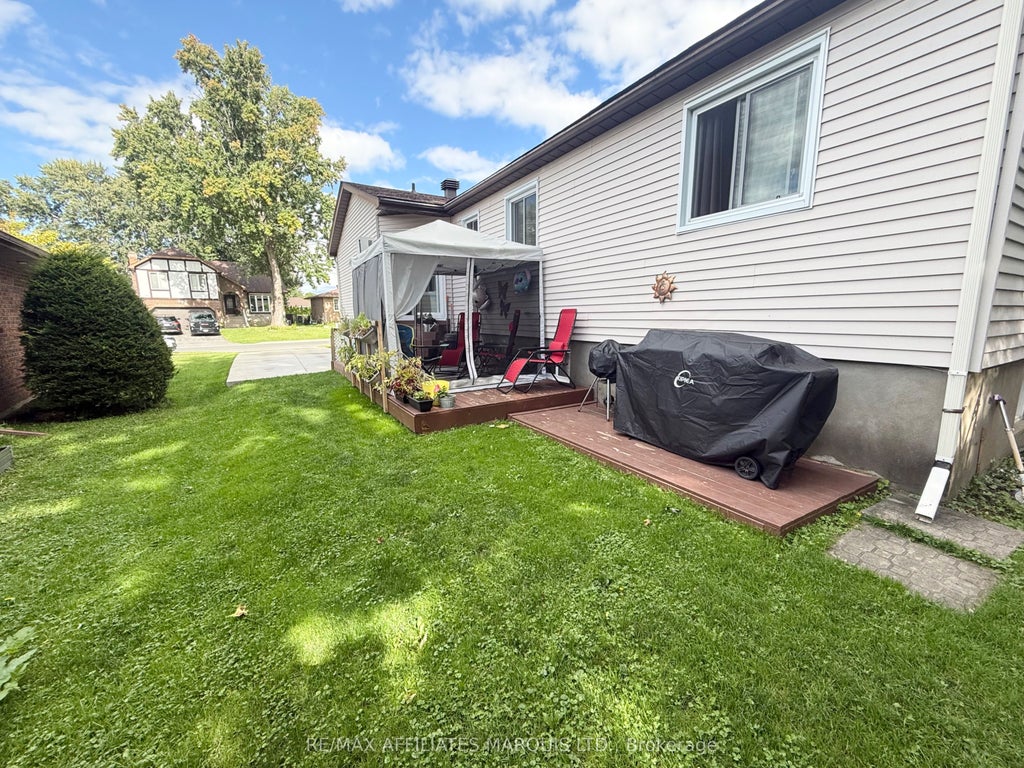 Photo of 574 Lynwood Drive, Cornwall, ON K6H 5X5 (MLS # X13724462)