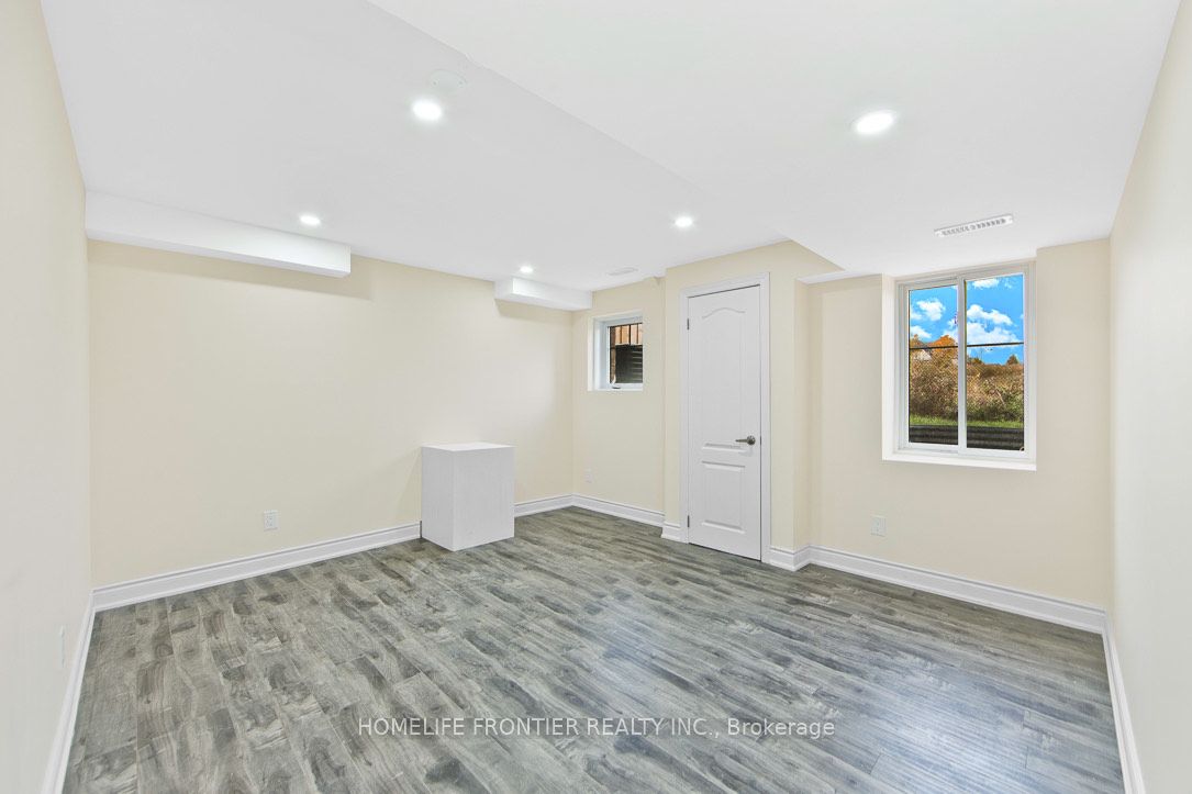 307 Hinton Terrace 1