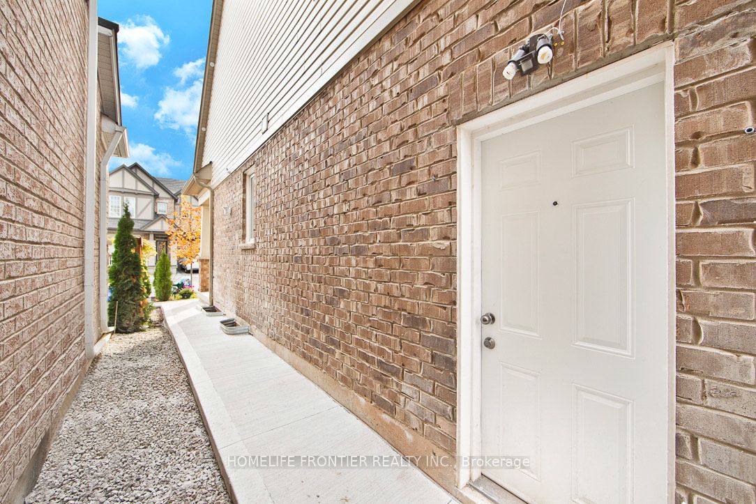 307 Hinton Terrace 1