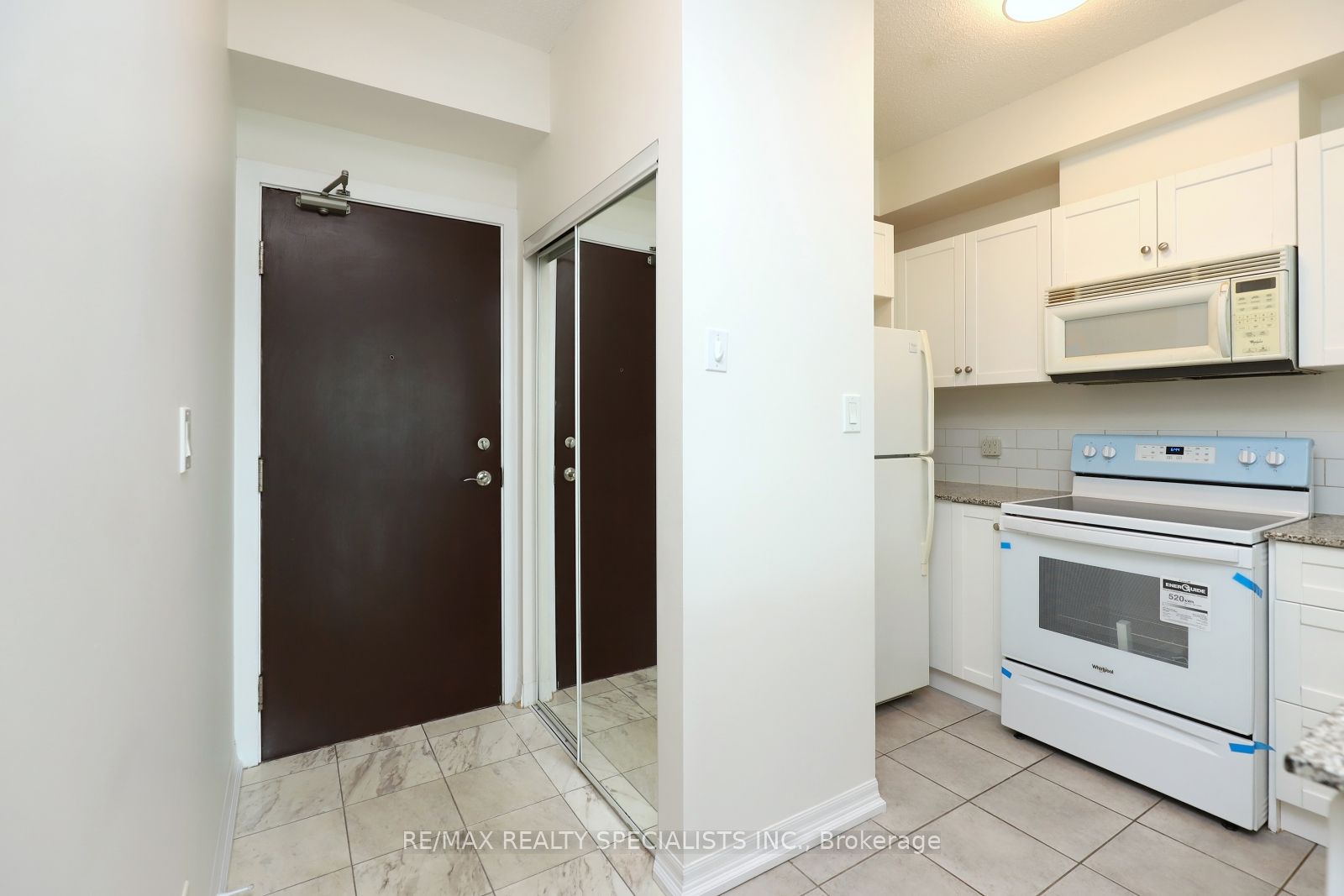 1359 Rathburn Road E 508