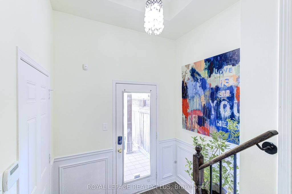 Photo of 5750 Tosca Drive #1, Mississauga, ON L5M 0P7 (MLS # W13724552)