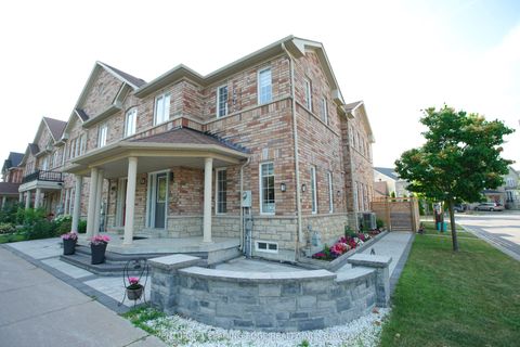 648 South Unionville Avenue Markham ON L3R 8V1