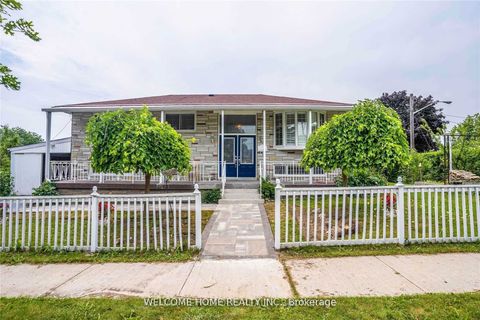 Photo of 56 Ascolda Boulevard, Toronto, ON M1J 2P1 (MLS # E12537286)