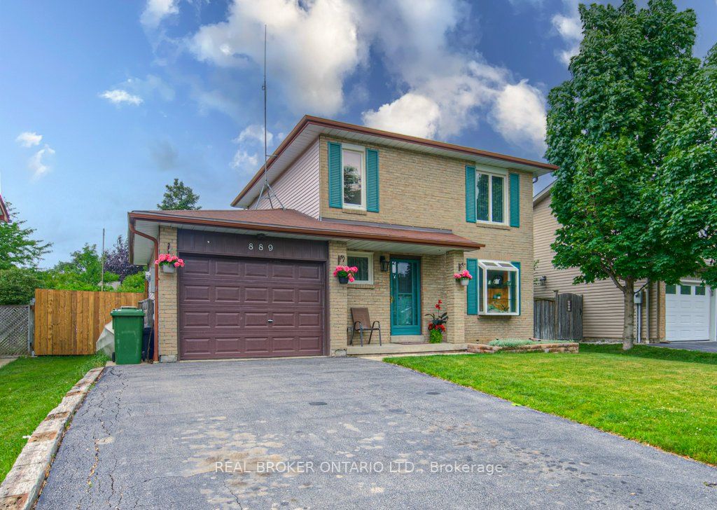 889 Morley Avenue