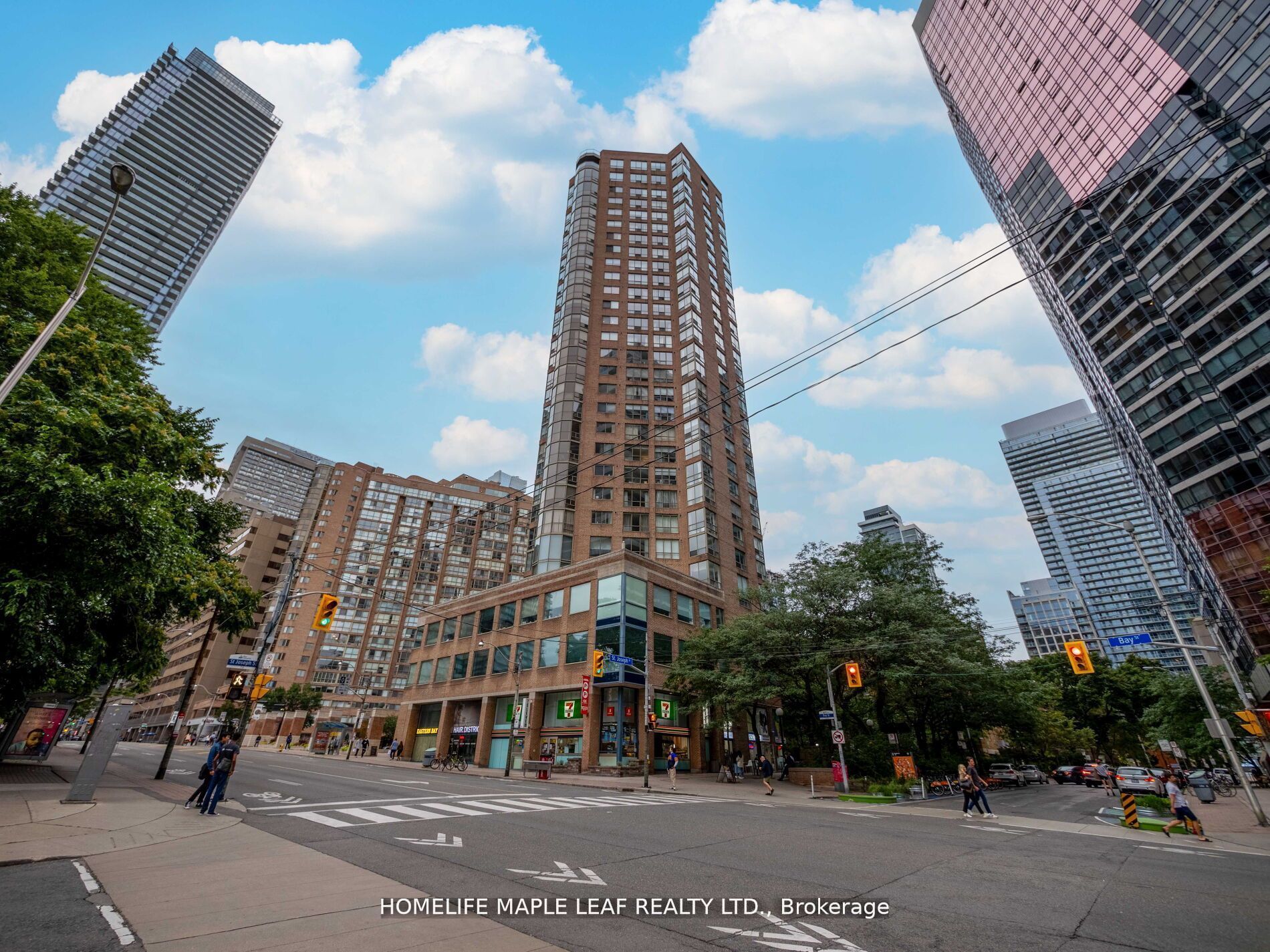 1033 Bay Street 219